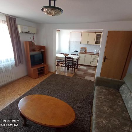 Ferienwohnung Almir Apartman Sarajevo Exterior foto