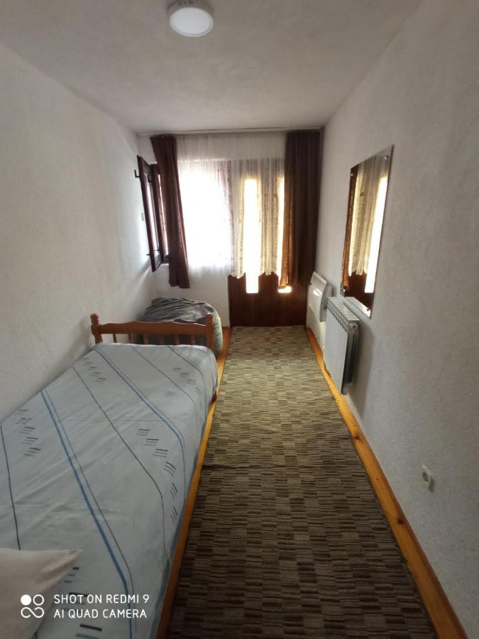 Ferienwohnung Almir Apartman Sarajevo Exterior foto