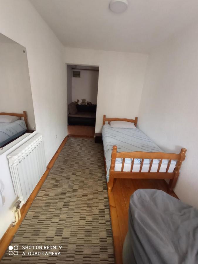 Ferienwohnung Almir Apartman Sarajevo Exterior foto